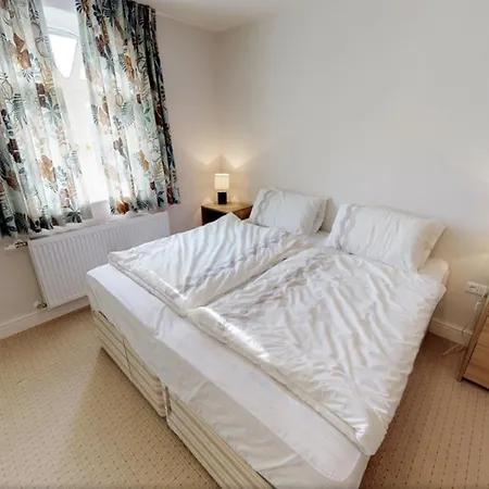 White House Guest house *