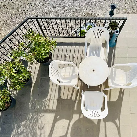 Guest house White House *
